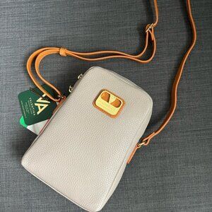 NWT Valentina Leather Crossbody Shoulder BAG/Phone Case Purse